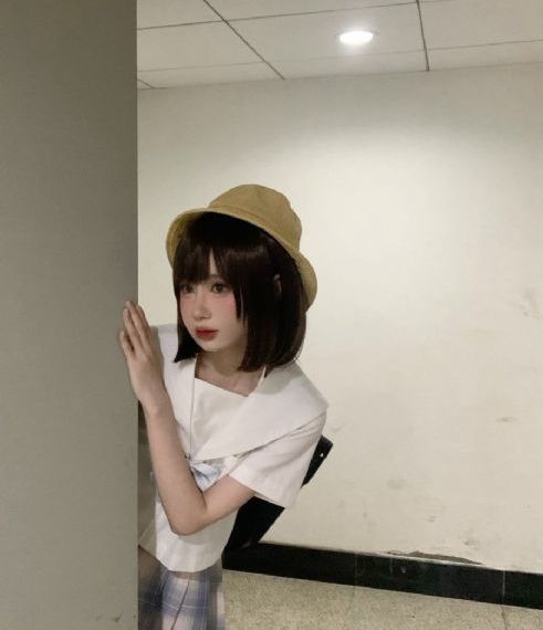 女机械人三级未删减版下载