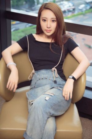 让我的指尖打扰你第一季免费观看