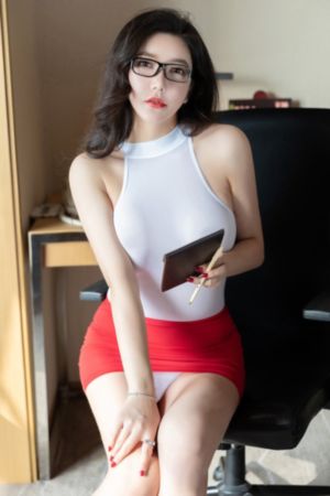 春潮浪漫海棠红