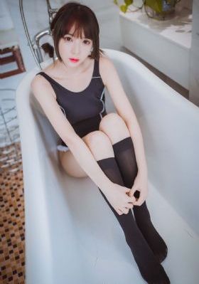 二女一杯原版在线观看