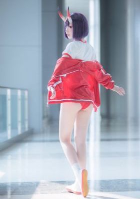 徐菲